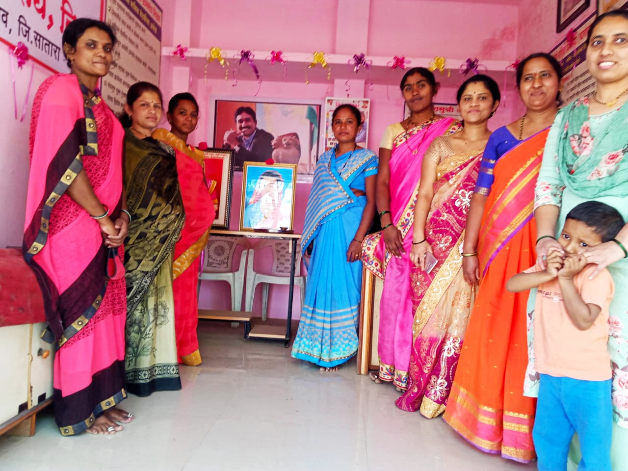 निढळ येथे जागतिक महिला दिन उत्साहात साजरा