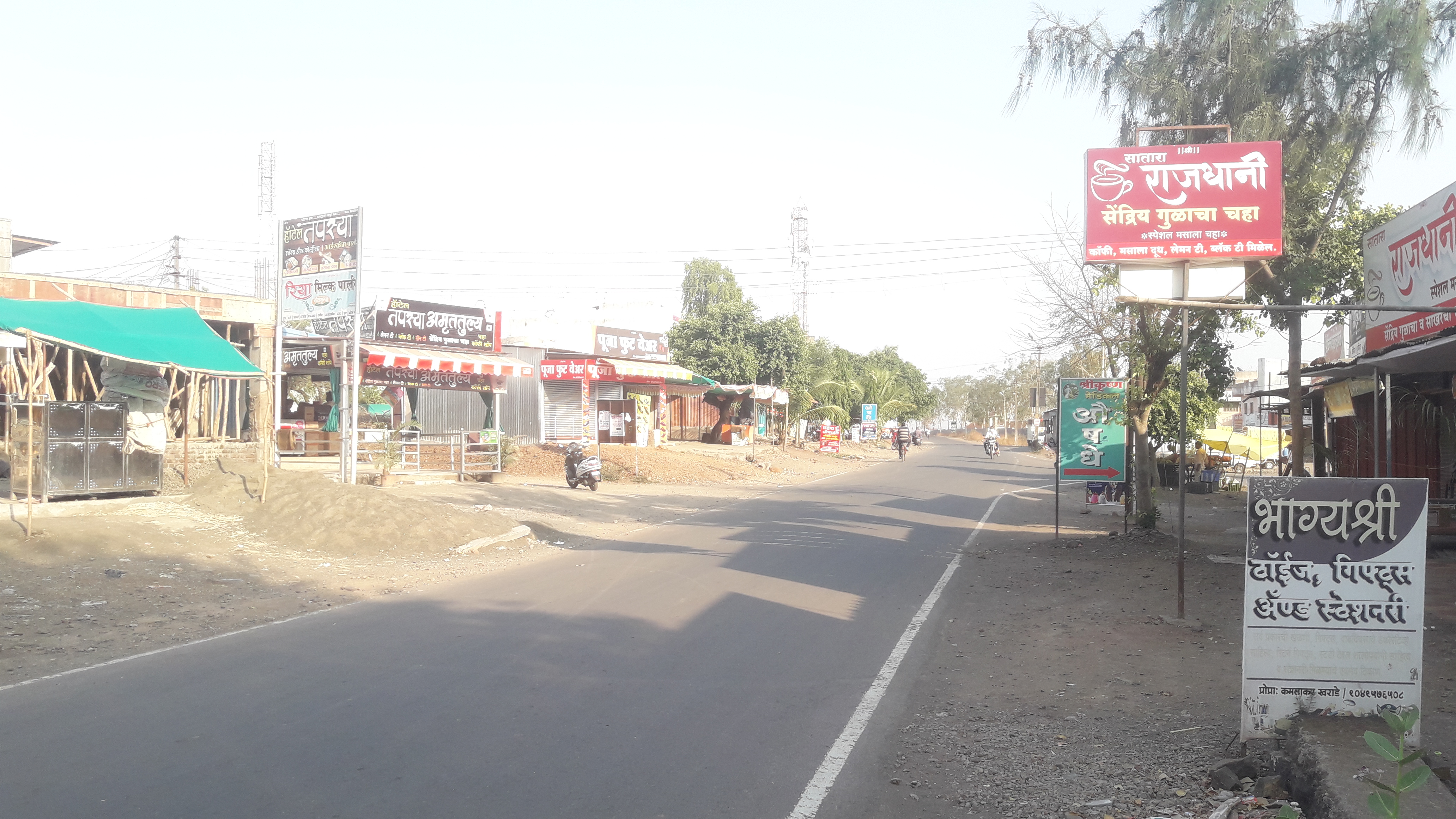 बाधितांचा आकडा वाढू लागल्याने ग्रामीण भागांतील लोक धास्तावले