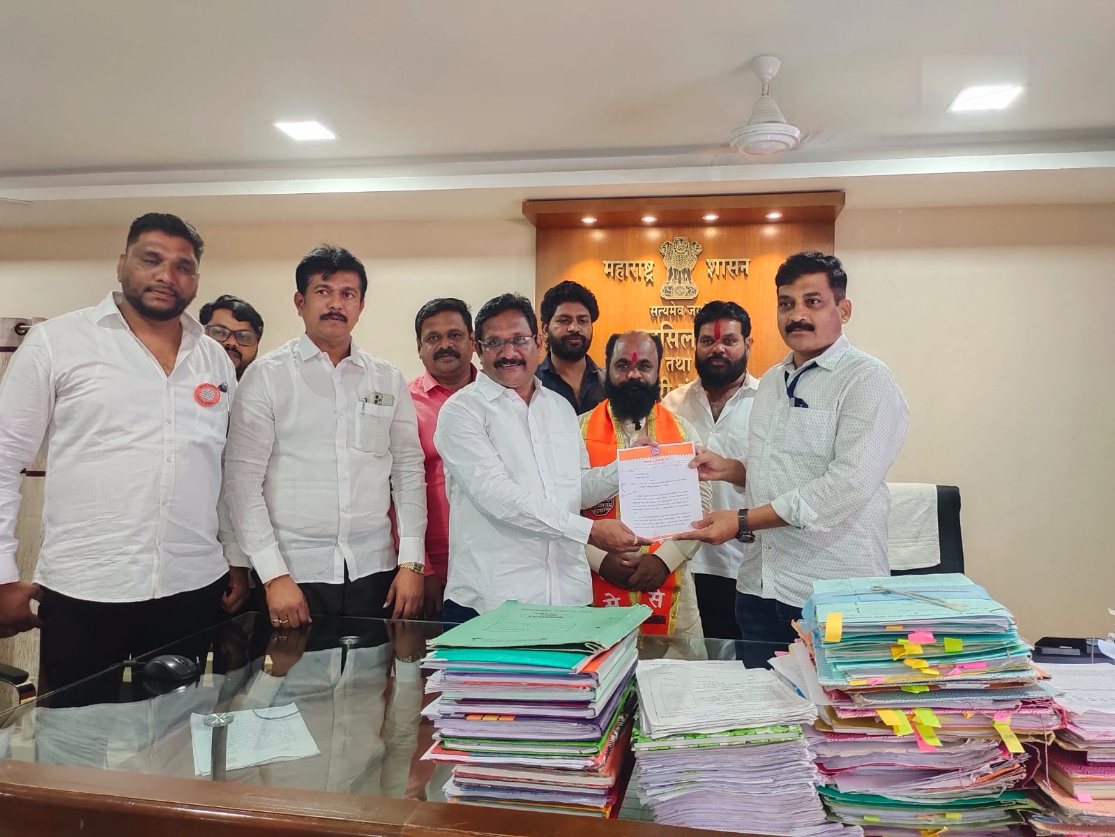 कराड : व्यापाऱ्यांना मनसेचा इशारा