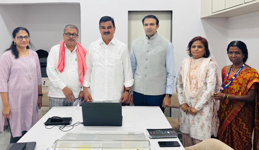 ऑलिम्पिकवीर खाशाबा जाधव  कुस्ती क्रीडा संकुलाच्या कामाला तातडीने गती देण्याचे आदेश