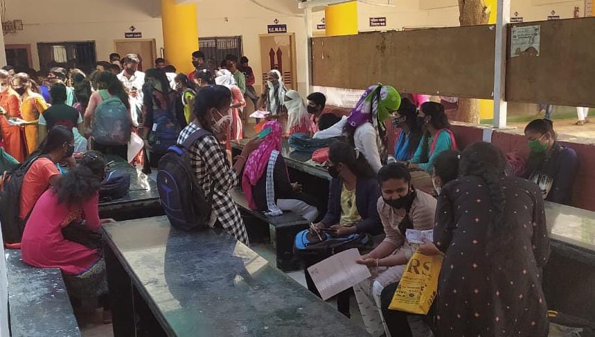 दहिवडीत आणखी दहा दिवस लॉकडाऊन