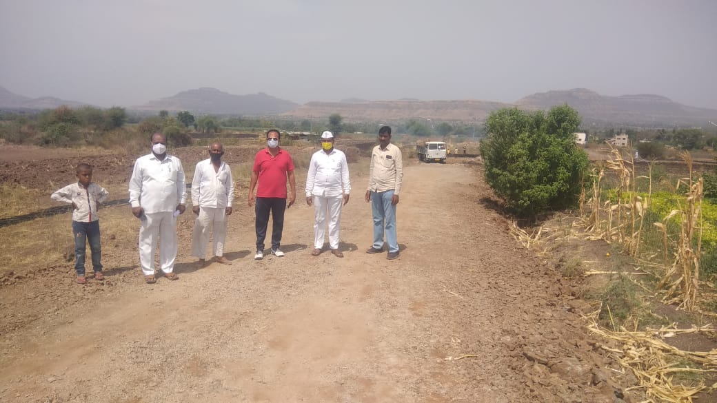 बर्‍याच वर्षाच्या प्रतीक्षेनंतर देऊर-बिचुकले रस्ता अखेर मार्गी