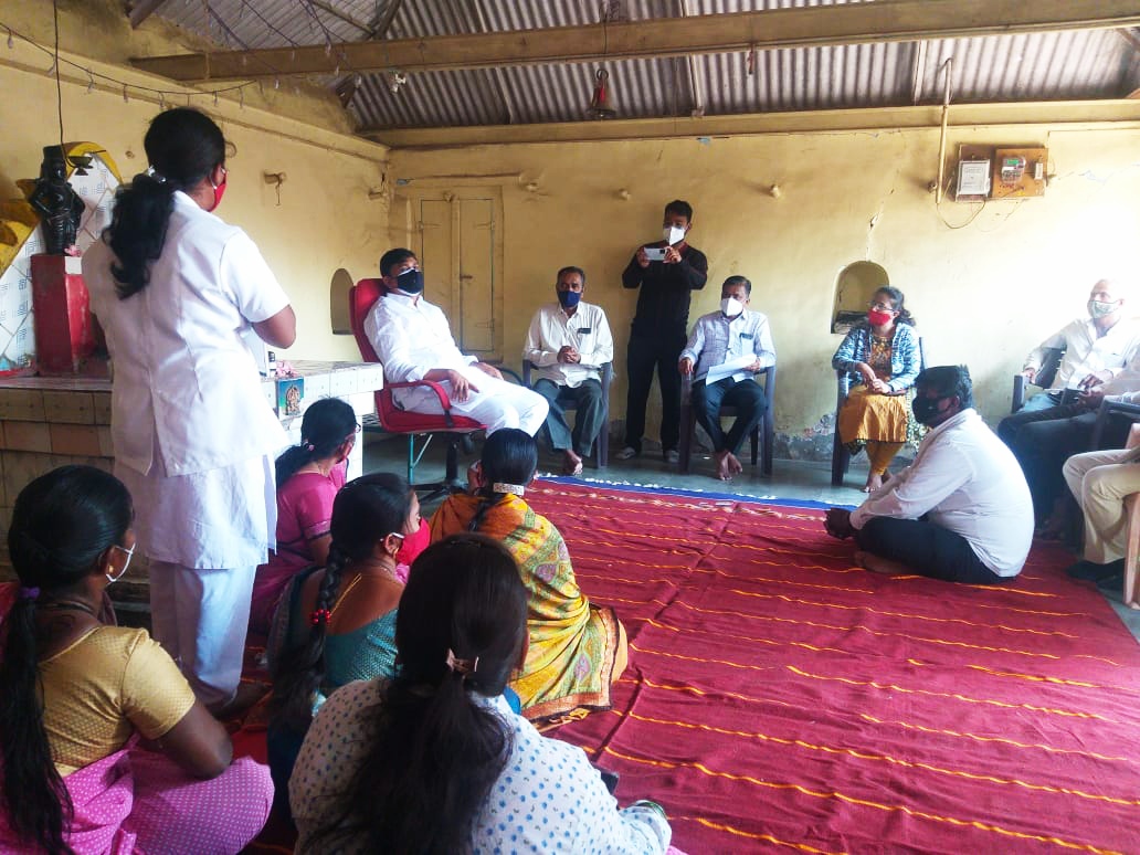 सर्वांनी एकत्र येत कोरोनाशी दोन हात करूया