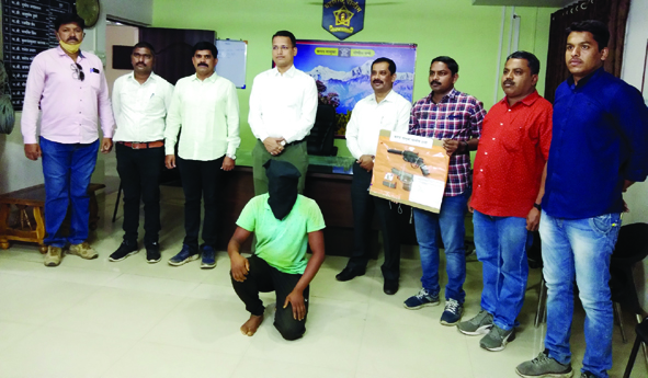 पिस्टल व गावठी कट्ट्याची विक्री करणारा जेरबंद  