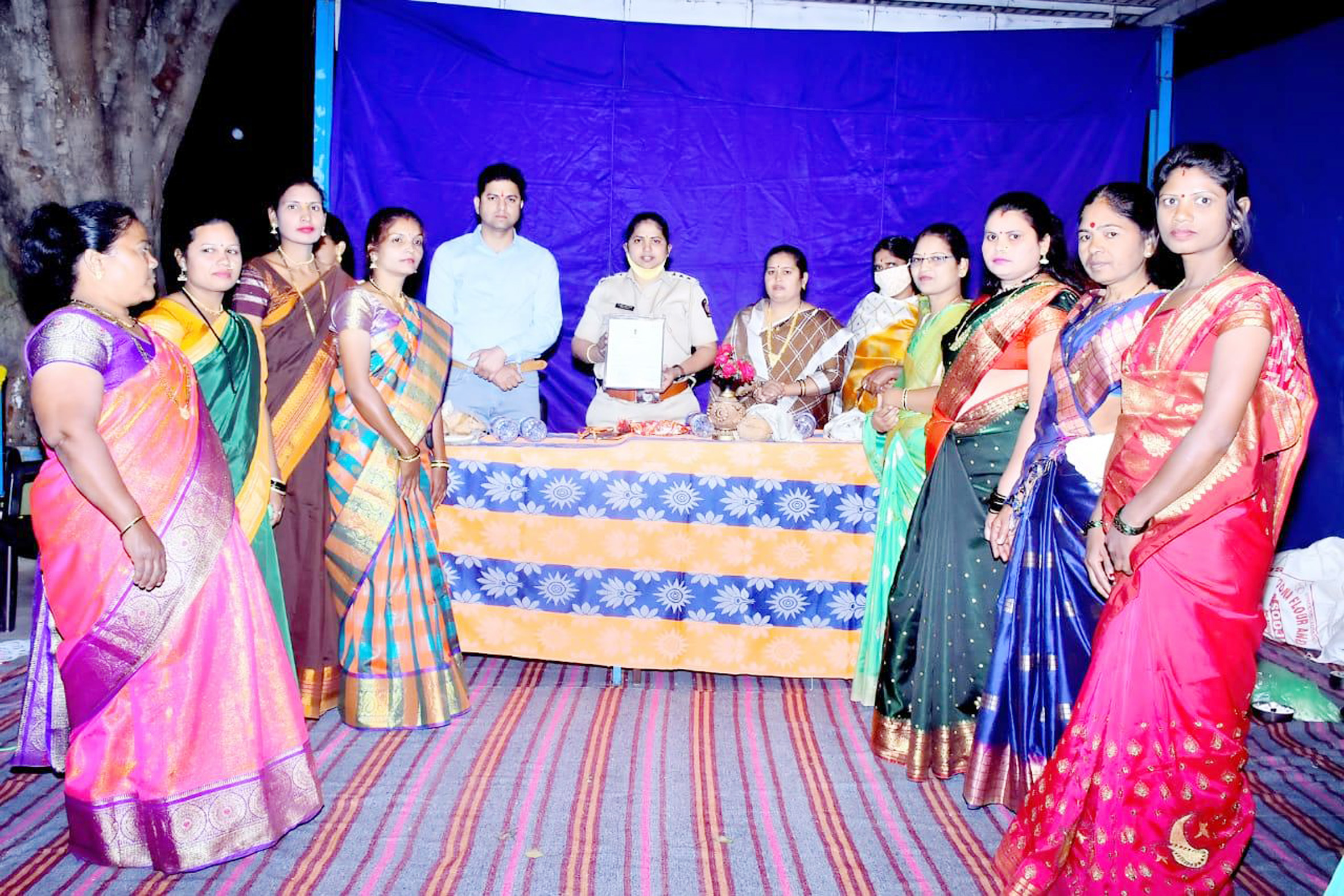 पोलीस दल महिलांच्या नेहमीच पाठीशी