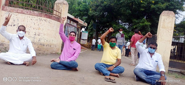 ‘आम्ही म्हसवडकर’च्या आंदोलनाने प्रशासनाला आली जाग