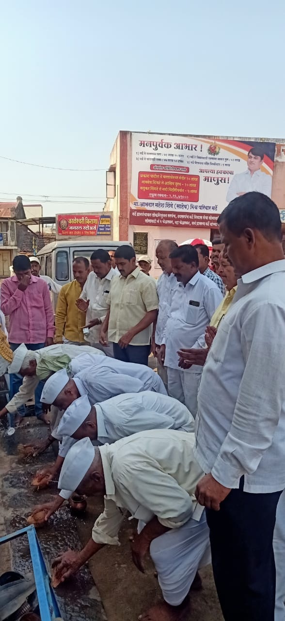 विरोधकांकडून शेतकर्‍यांच्या अन्नात माती कालवण्याचे पाप