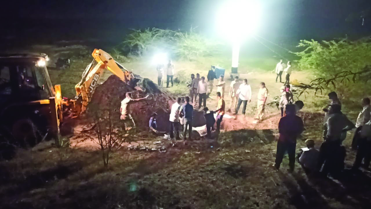 अल्पवयीन मुलीच्या मृत्यूप्रकरणी दोन भोंदूबाबांना अटक