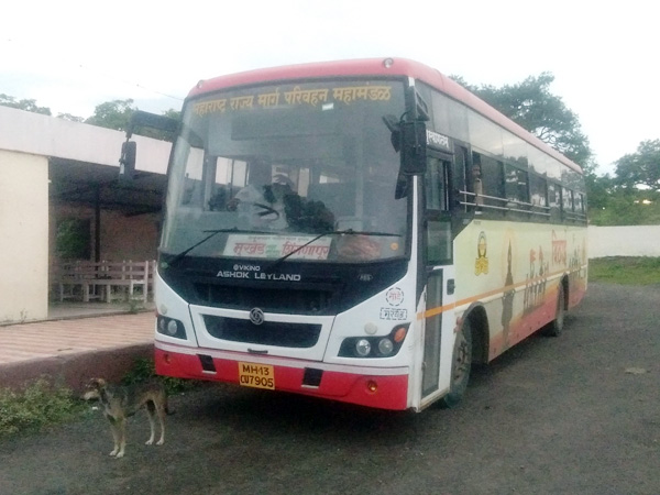 शिंगणापूरमध्ये लालपरीचे उत्साहात आगमन; ग्रामस्थांमध्ये समाधान