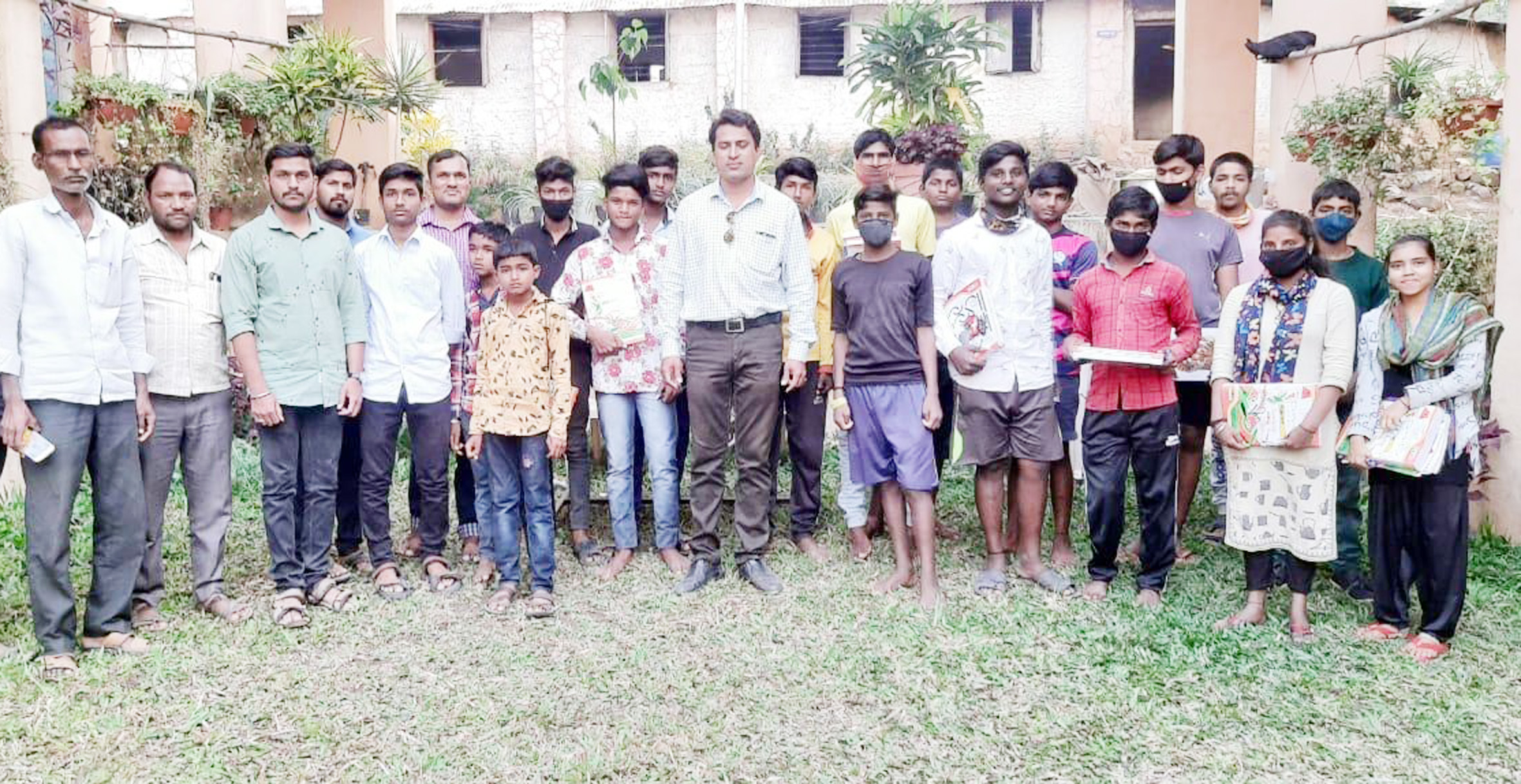 सामाजिक बांधिलकीची भावना महत्त्वाची