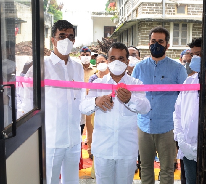 पालकमंत्र्यांच्या हस्ते ‘सिव्हिल’मध्ये कोरोना टेस्टिंग लॅबचे उद्घाटन
