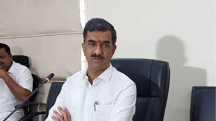 पालकमंत्री शंभूराज देसाई यांना कोरोनाची लागण 