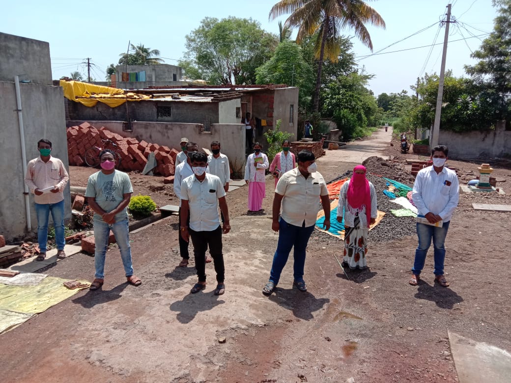 कोरोना संसर्ग रोखण्यासाठी मालखेड ग्रामपंचायतीच्या विविध उपाययोजना