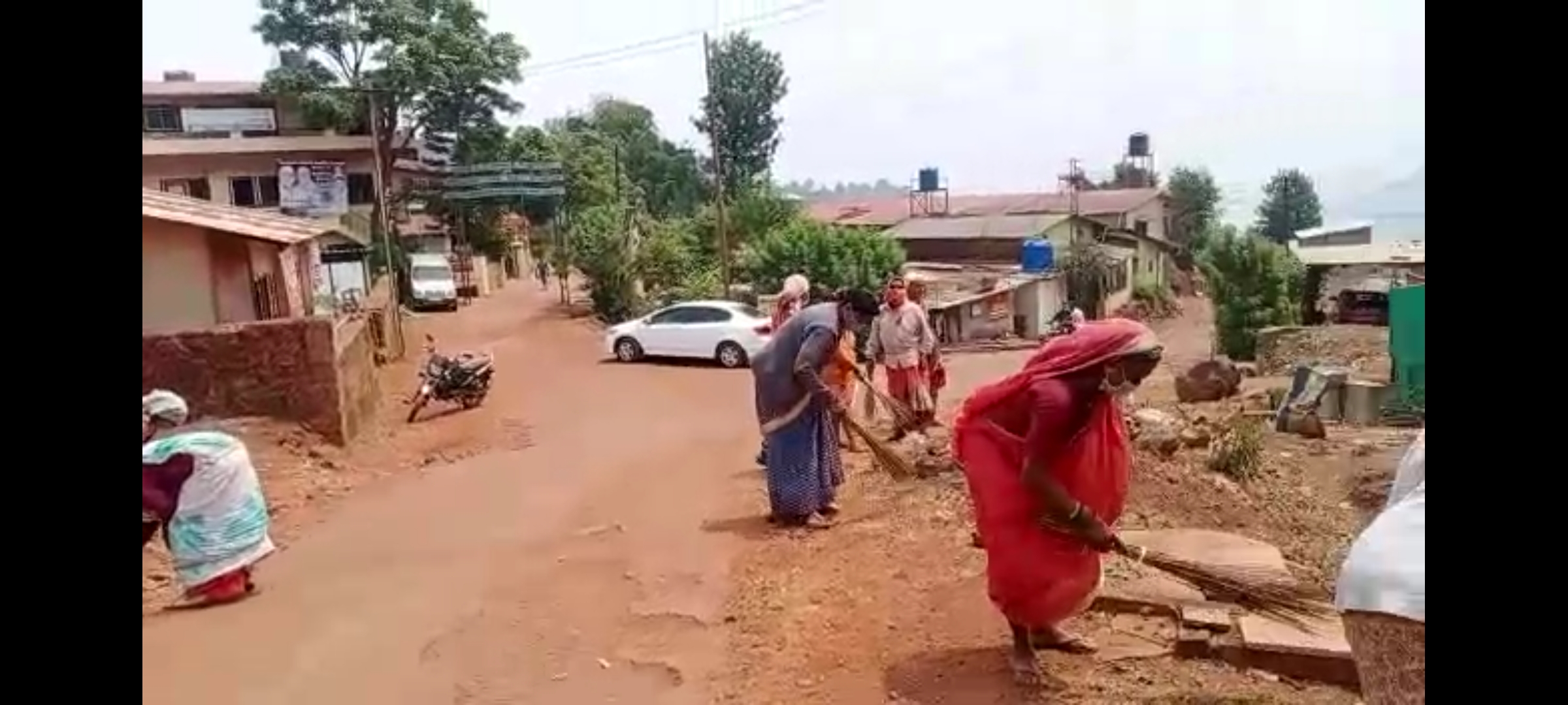 गोडवलीत उघड्यावर कचरा टाकल्यास एक हजार रुपये दंड