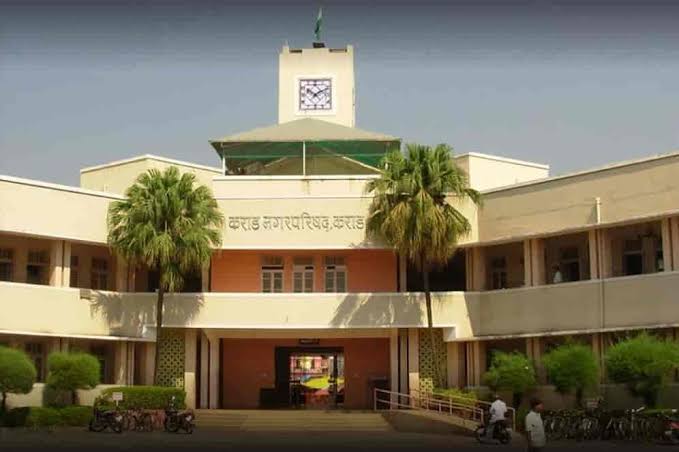 कराड नगरपरिषदेसाठी शुक्रवारी २० उमेदवारांचे २३ अर्ज दाखल