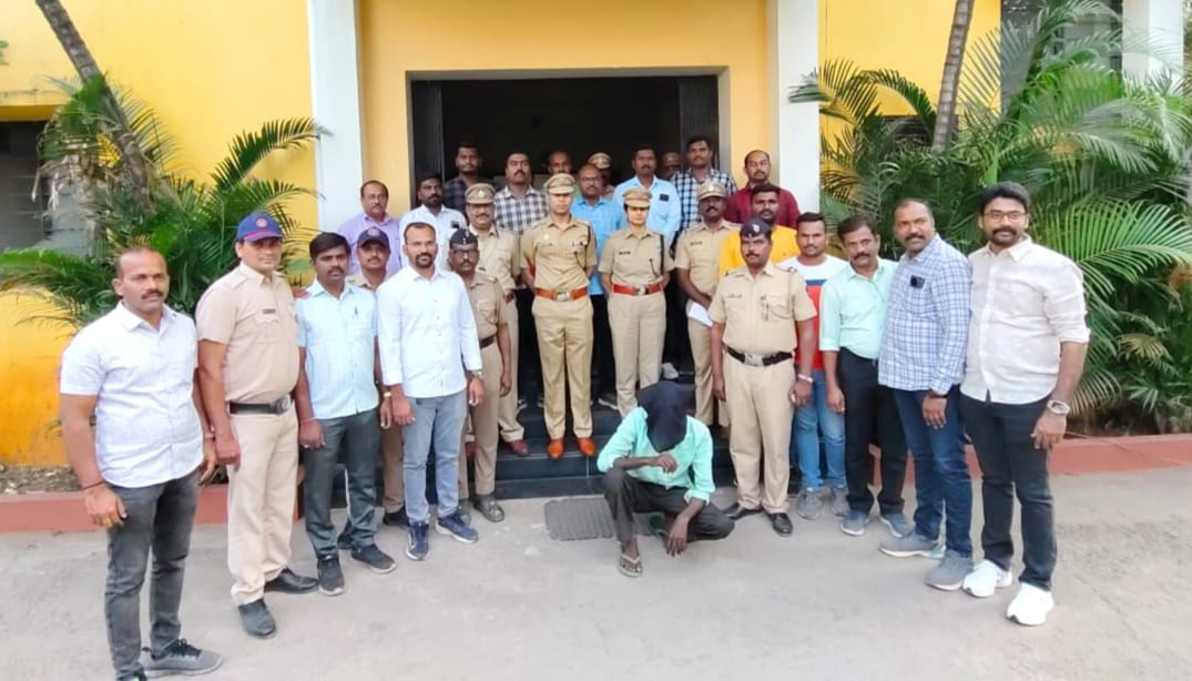 हिवरे येथील मुलाच्या खुनप्रकरणातील आरोपी ४८ तासांत जेरबंद