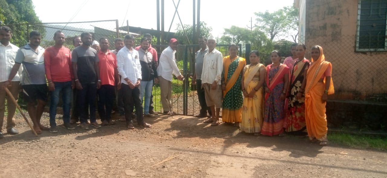 अखेर कराटे ग्रामस्थांचा विजय; वादग्रस्त शिक्षकाची बदली