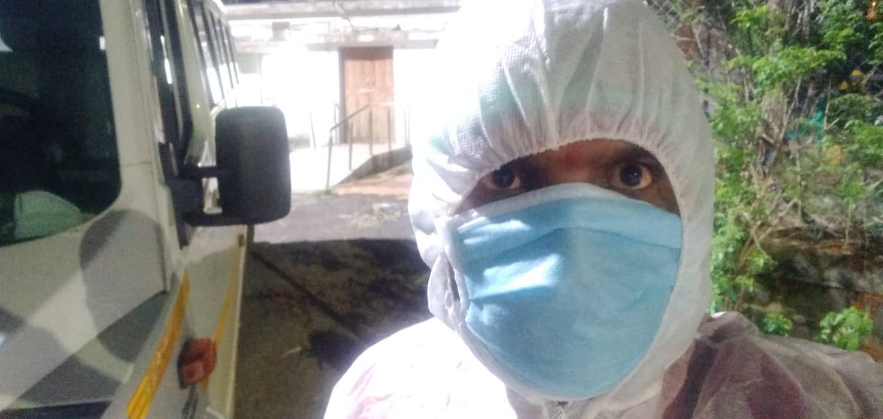 मनोज पवार यांचा एकाच दिवशी तब्बल नऊ अंत्यसंस्कारास हातभार