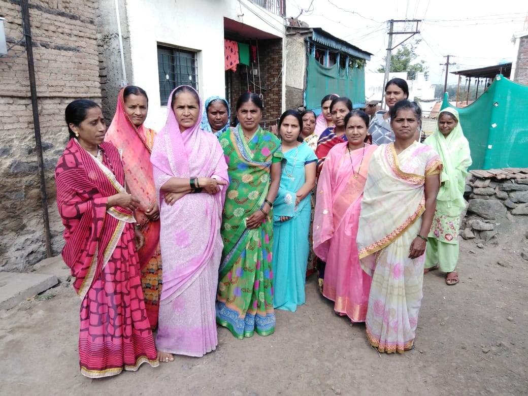 पाडळीस्टेशन - सातारारोड येथील महिला व मतदारांचा मतदानावर बहिष्कार 