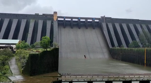 कोयना धरण पाणीसाठ्यात 24 तासात 5 टीएमसीने वाढ 