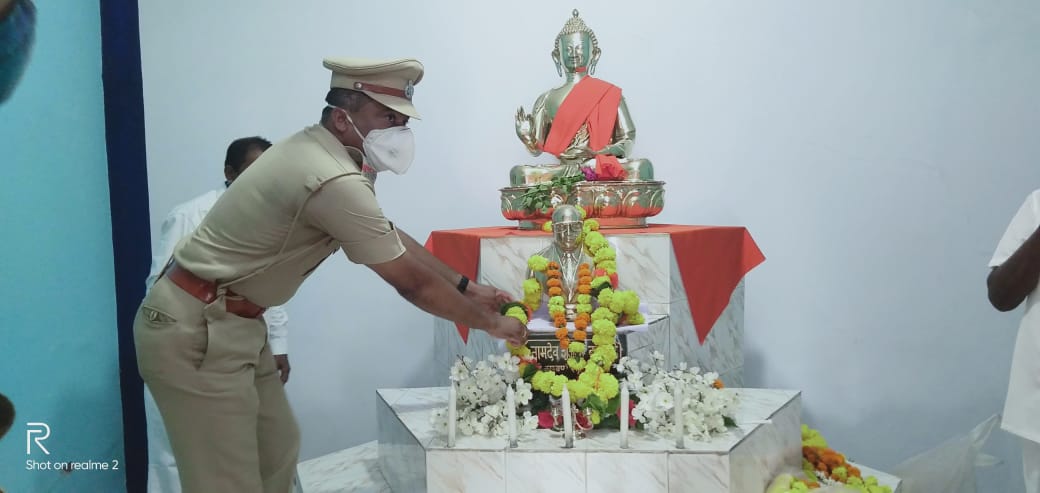 डॉ. बाबासाहेब आंबेडकर सर्वांना हक्क मिळवून देणारे ‘घटनापती’