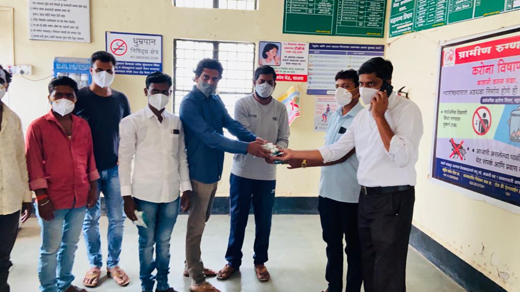 वाढदिवसाचा खर्च टाळून जपली सामाजिक बांधिलकी