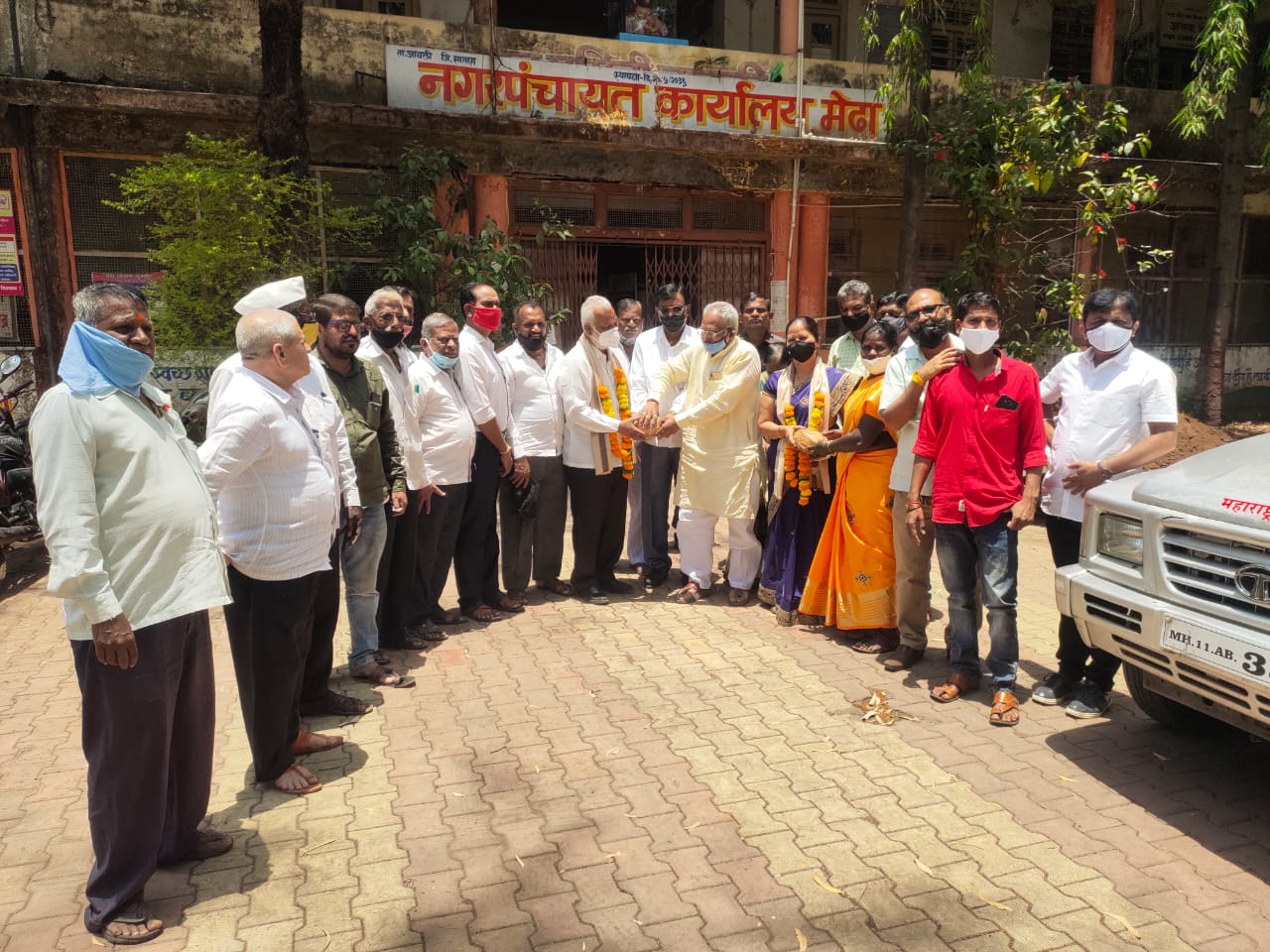 मेढा नगरपंचायतीच्या नगराध्यक्षपदी पांडुरंग जवळ यांची निवड